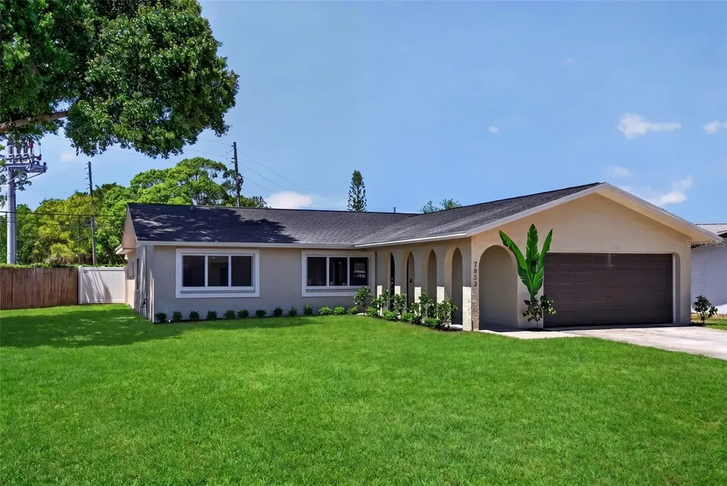 7833 Bristol Court St Petersburg FL 33709