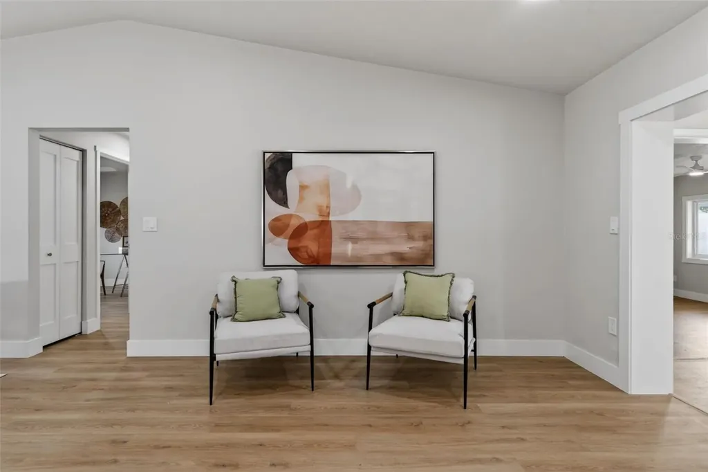 7833 Bristol Court St Petersburg FL 33709