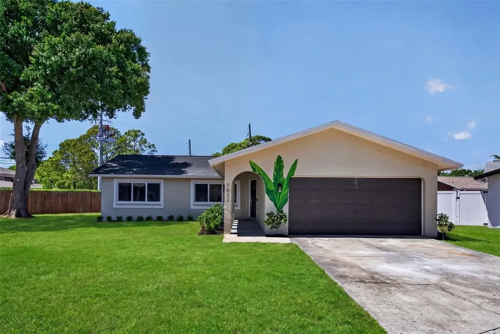 7833 Bristol Court St Petersburg FL 33709