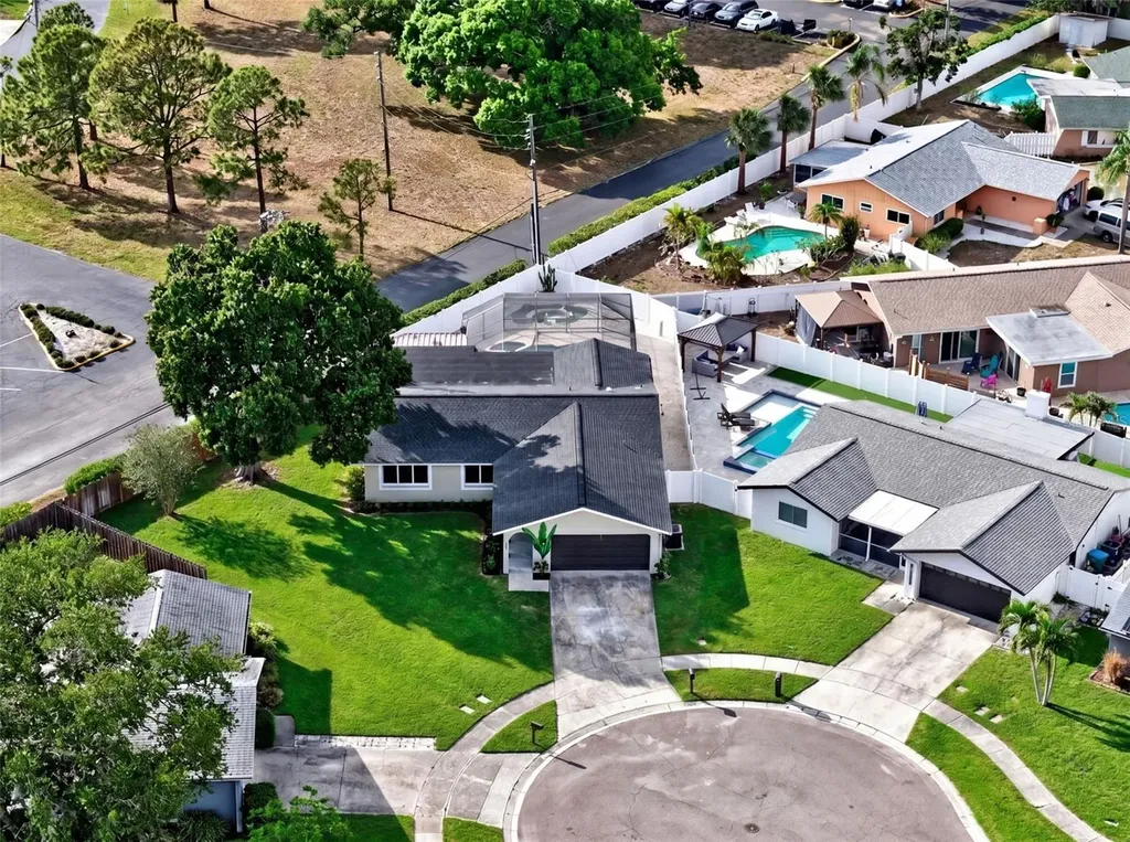 7833 Bristol Court St Petersburg FL 33709