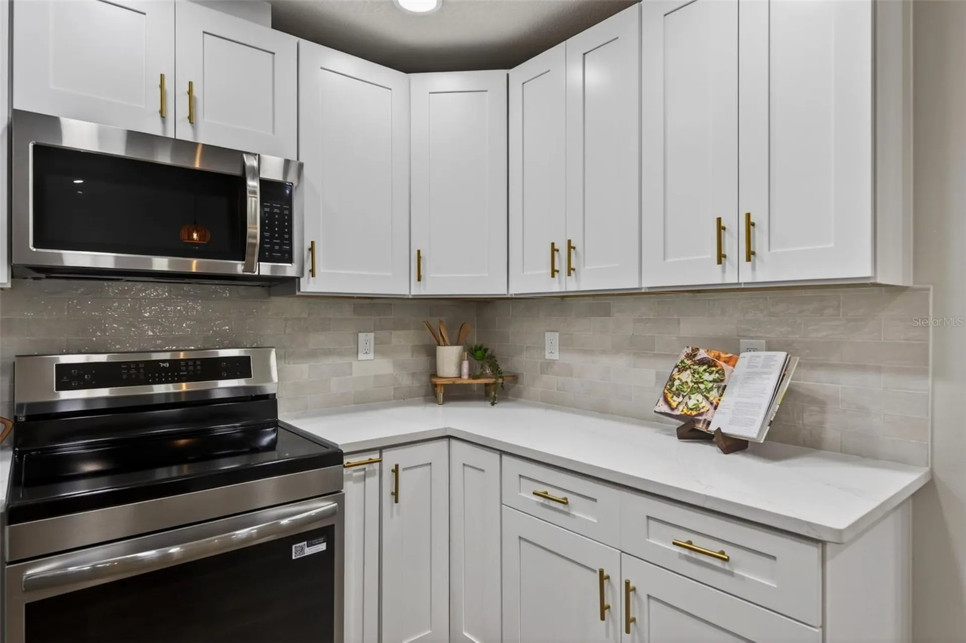 7833 Bristol Court St Petersburg FL 33709