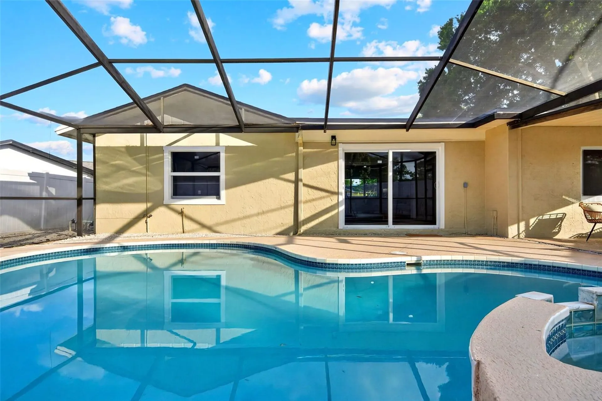 7833 Bristol Court St Petersburg FL 33709