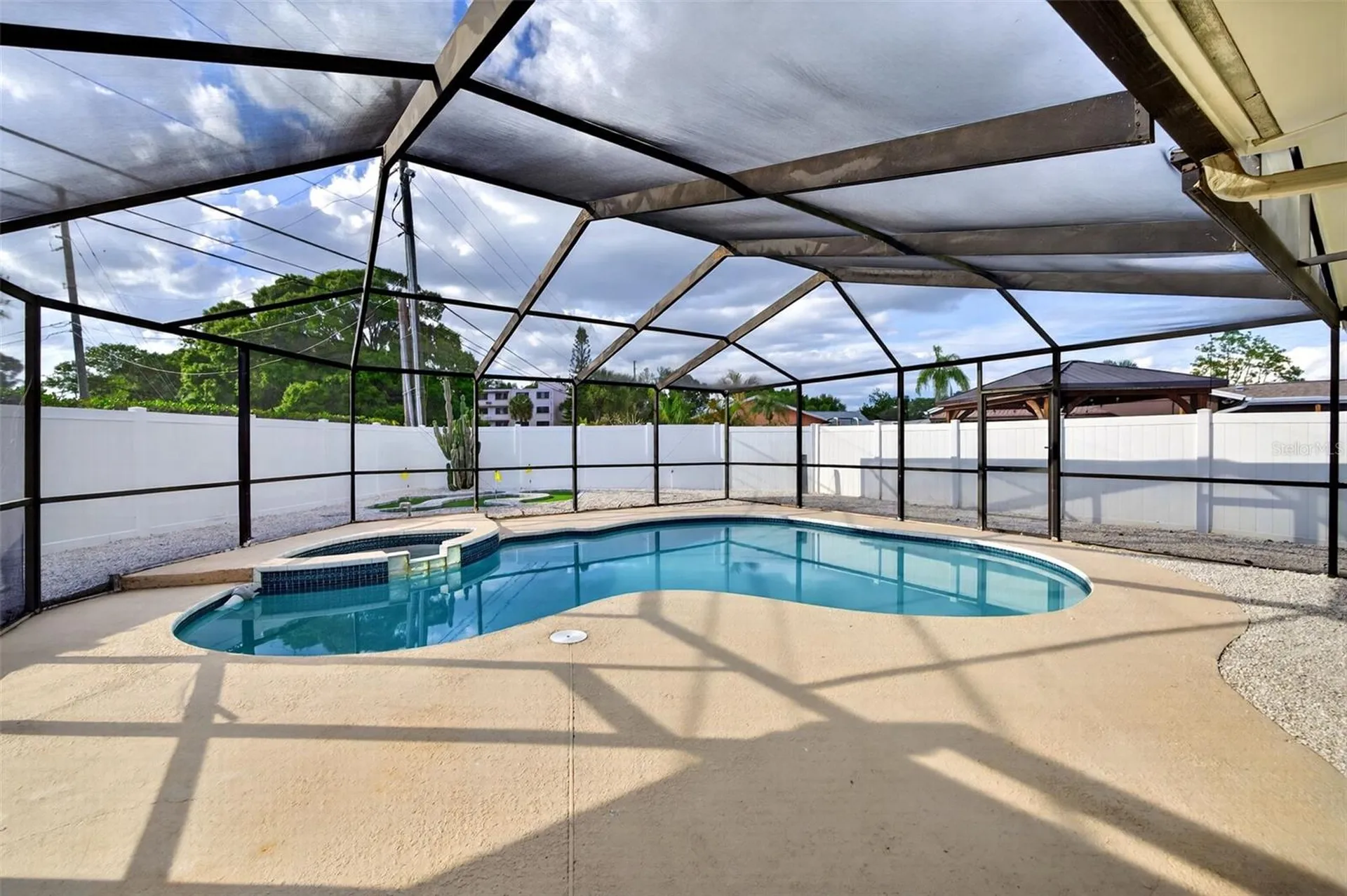 7833 Bristol Court St Petersburg FL 33709