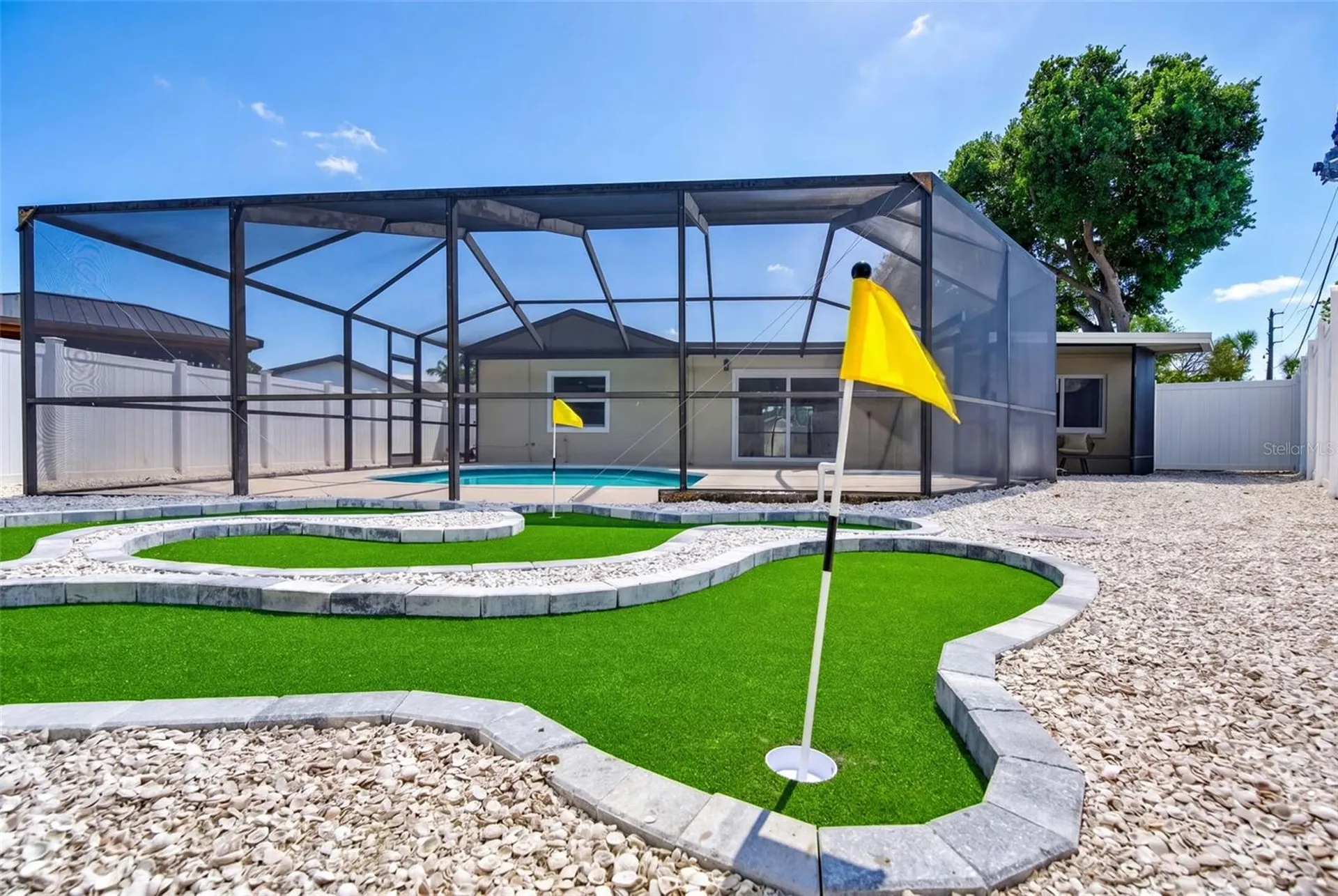 7833 Bristol Court St Petersburg FL 33709