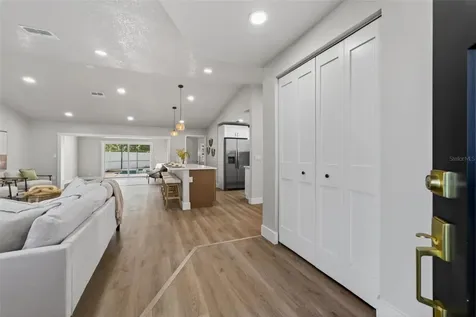 7833 Bristol Court St Petersburg FL 33709
