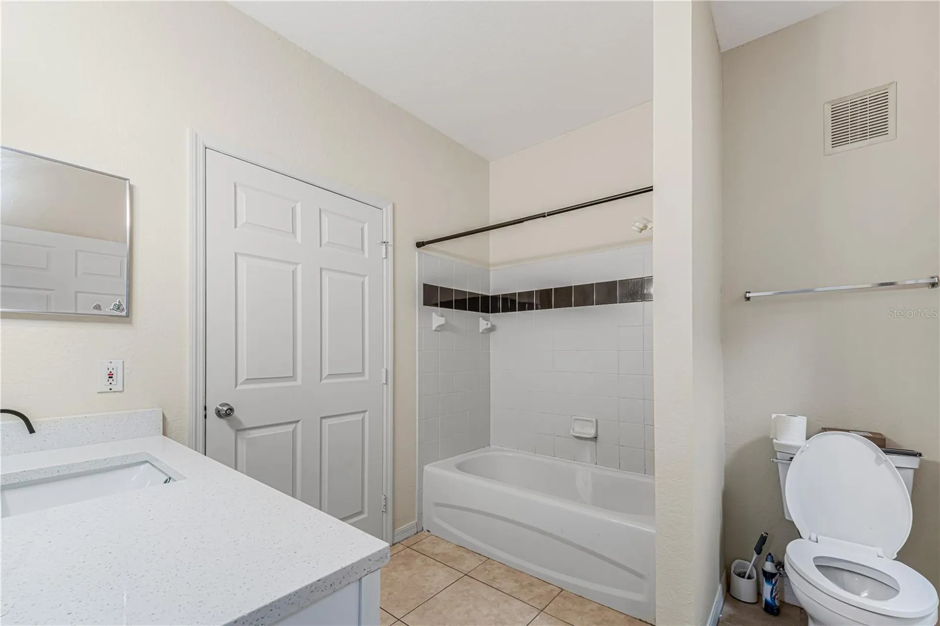 6025 Westgate Drive Orlando FL 32835