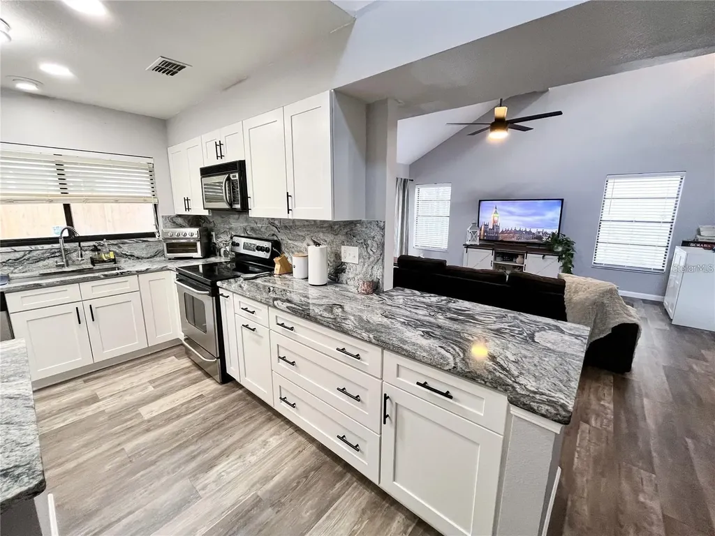 3747 Okeechobee Circle Casselberry FL 32707