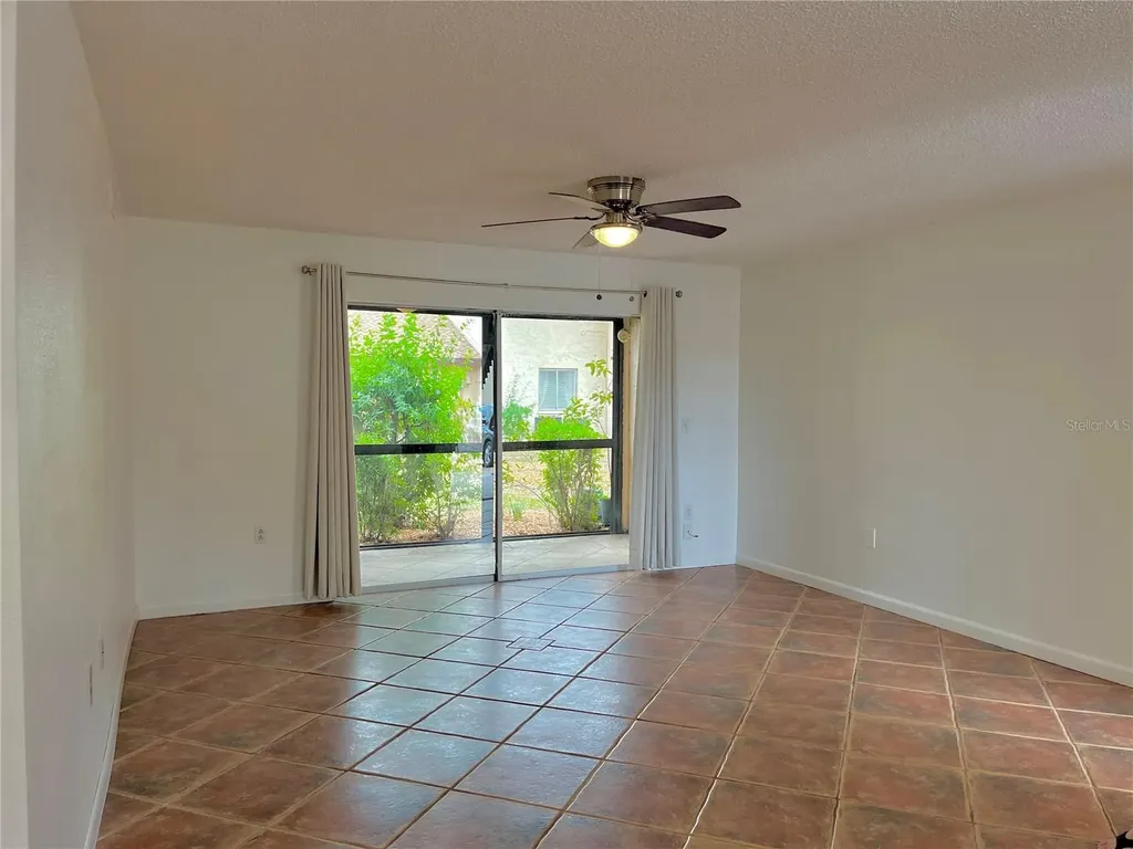 2724 Hidden Lake Boulevard Sarasota FL 34237