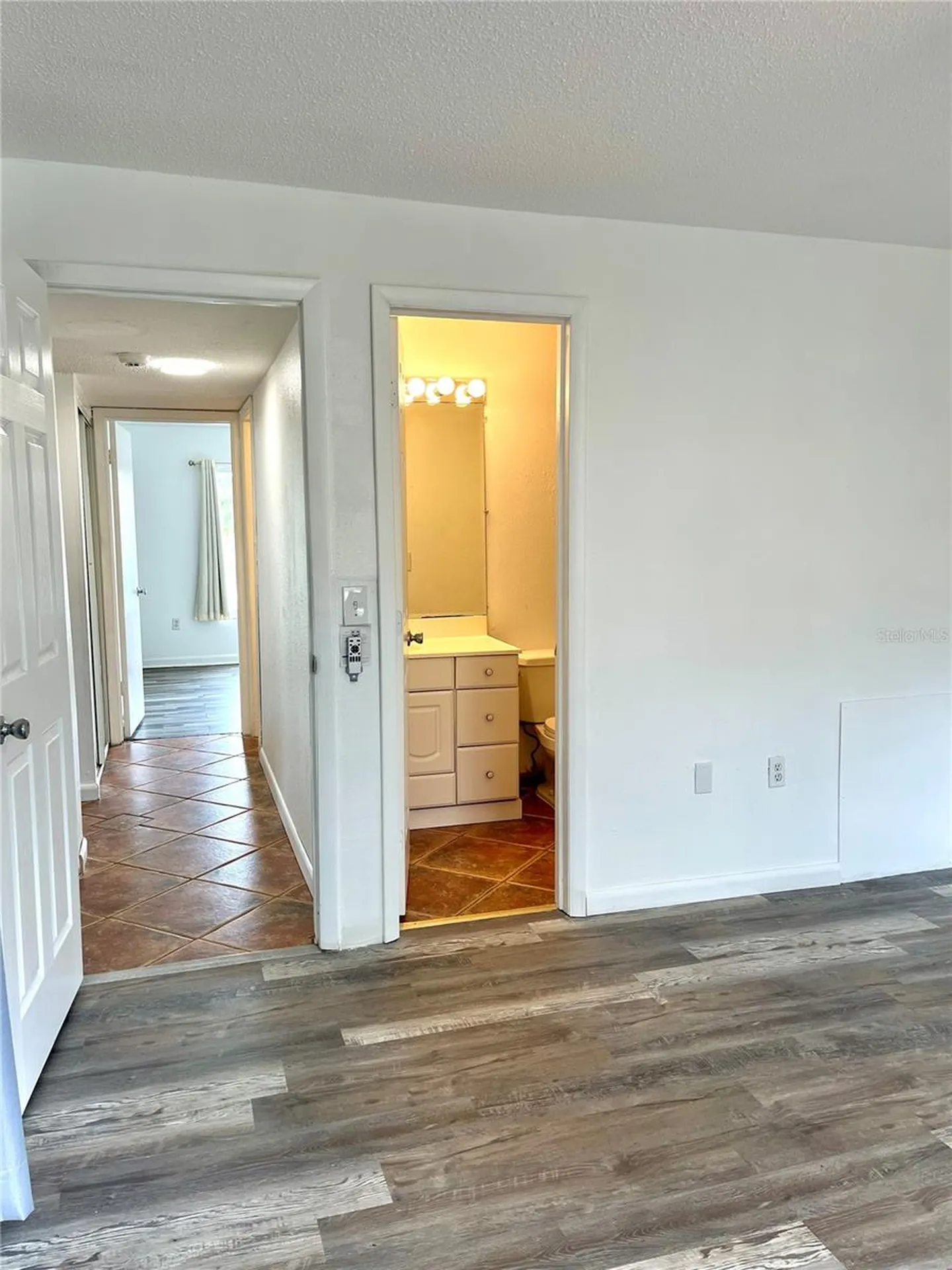 2724 Hidden Lake Boulevard Sarasota FL 34237