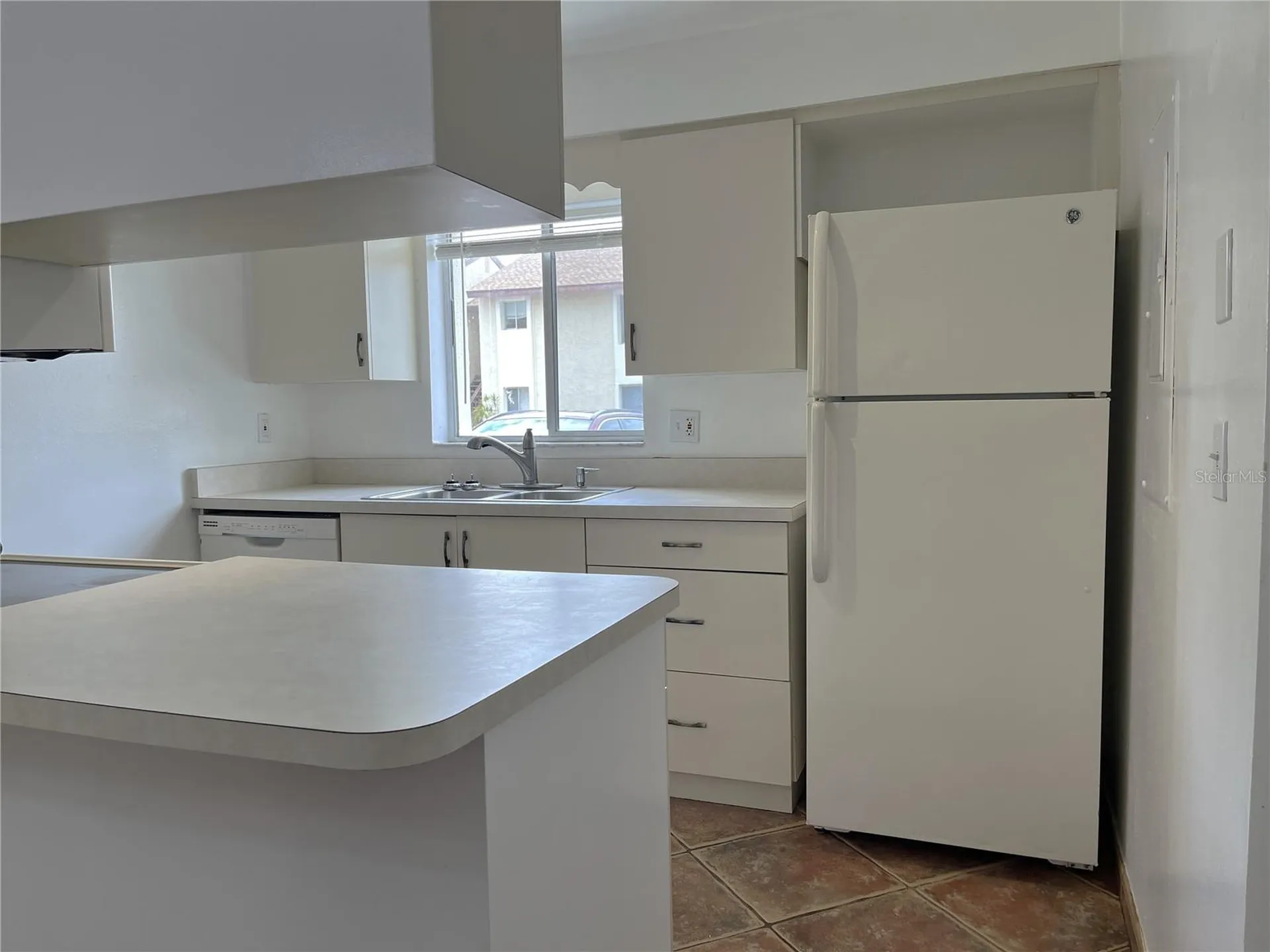 2724 Hidden Lake Boulevard Sarasota FL 34237