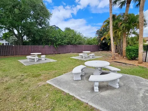 2724 Hidden Lake Boulevard Sarasota FL 34237