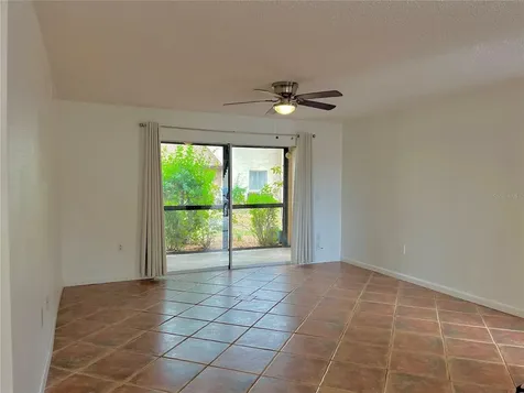 2724 Hidden Lake Boulevard Sarasota FL 34237