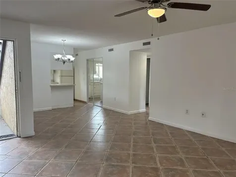 2724 Hidden Lake Boulevard Sarasota FL 34237