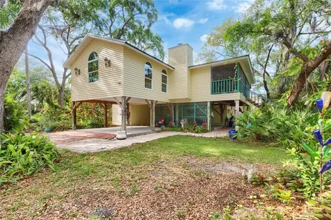 420 Hanby Street Crystal Beach FL 34681