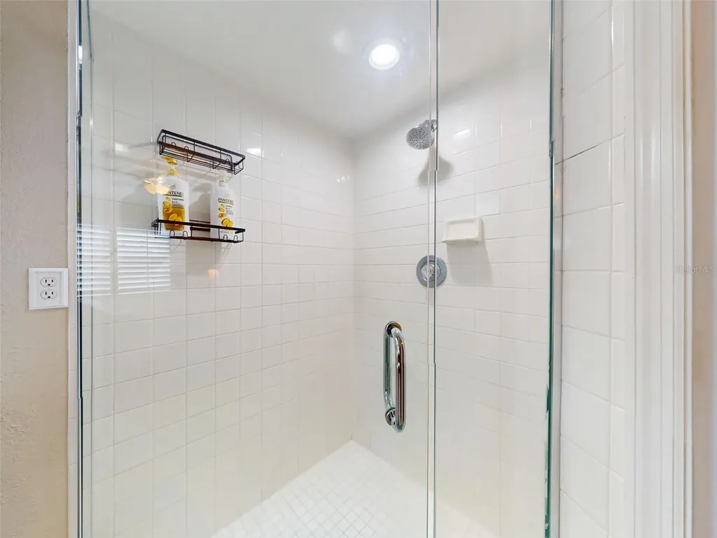 402 Bouchelle Drive New Smyrna Beach FL 32169
