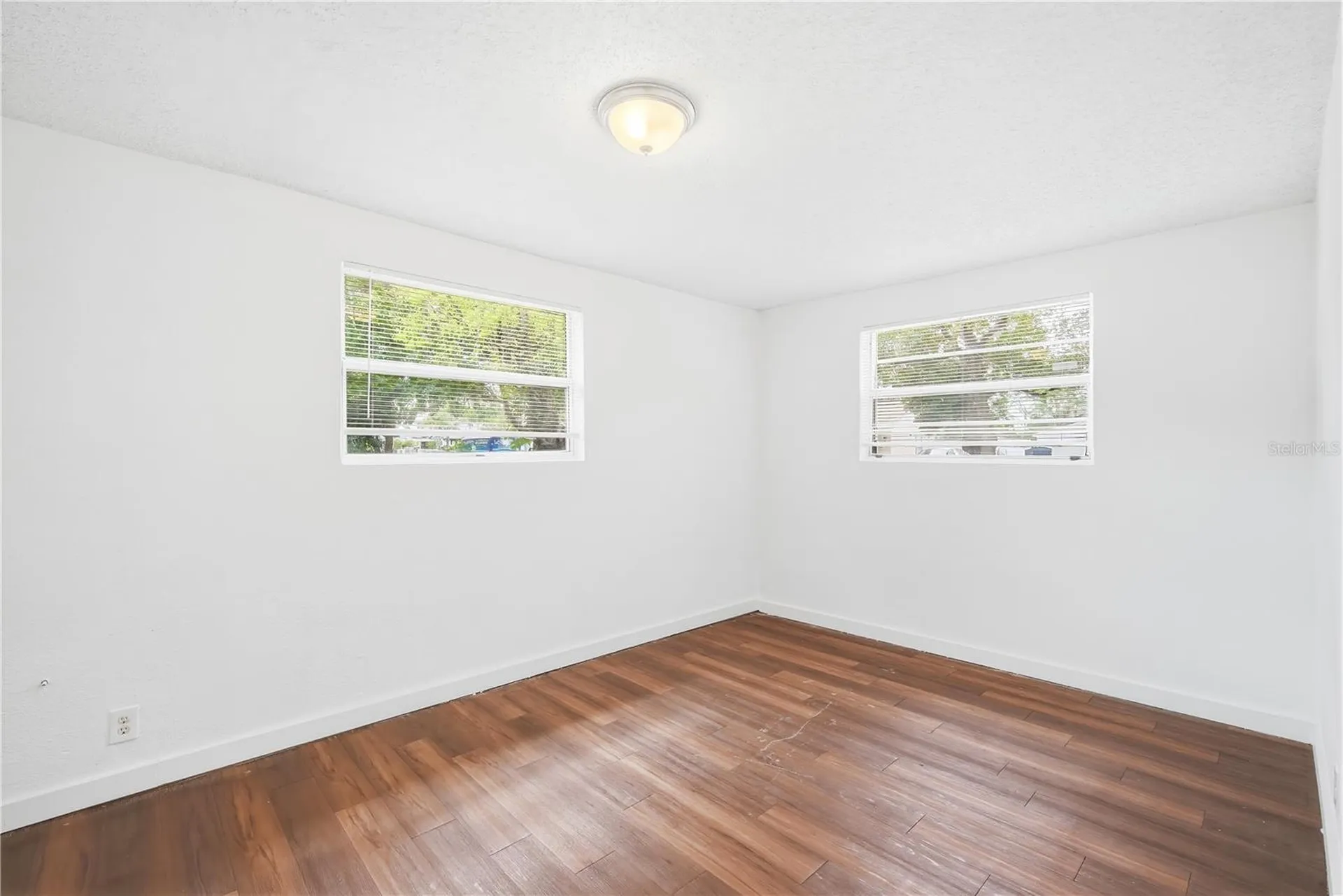 10019 N Jasmine Avenue Tampa FL 33612