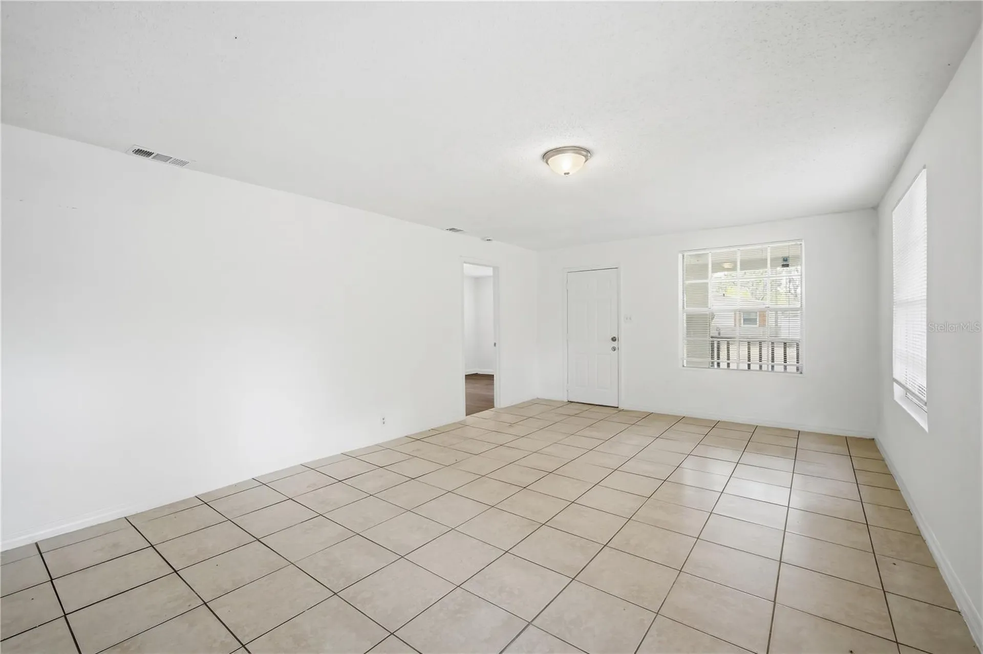 10019 N Jasmine Avenue Tampa FL 33612