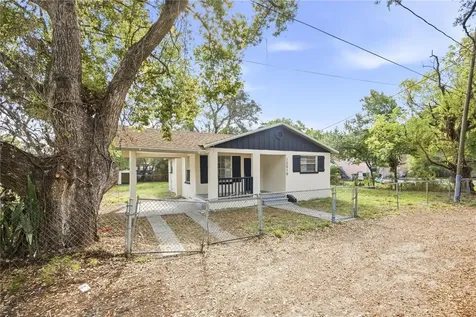 10019 N Jasmine Avenue Tampa FL 33612