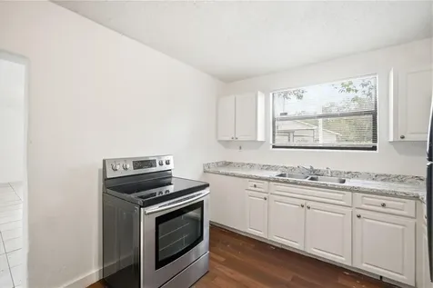 10019 N Jasmine Avenue Tampa FL 33612