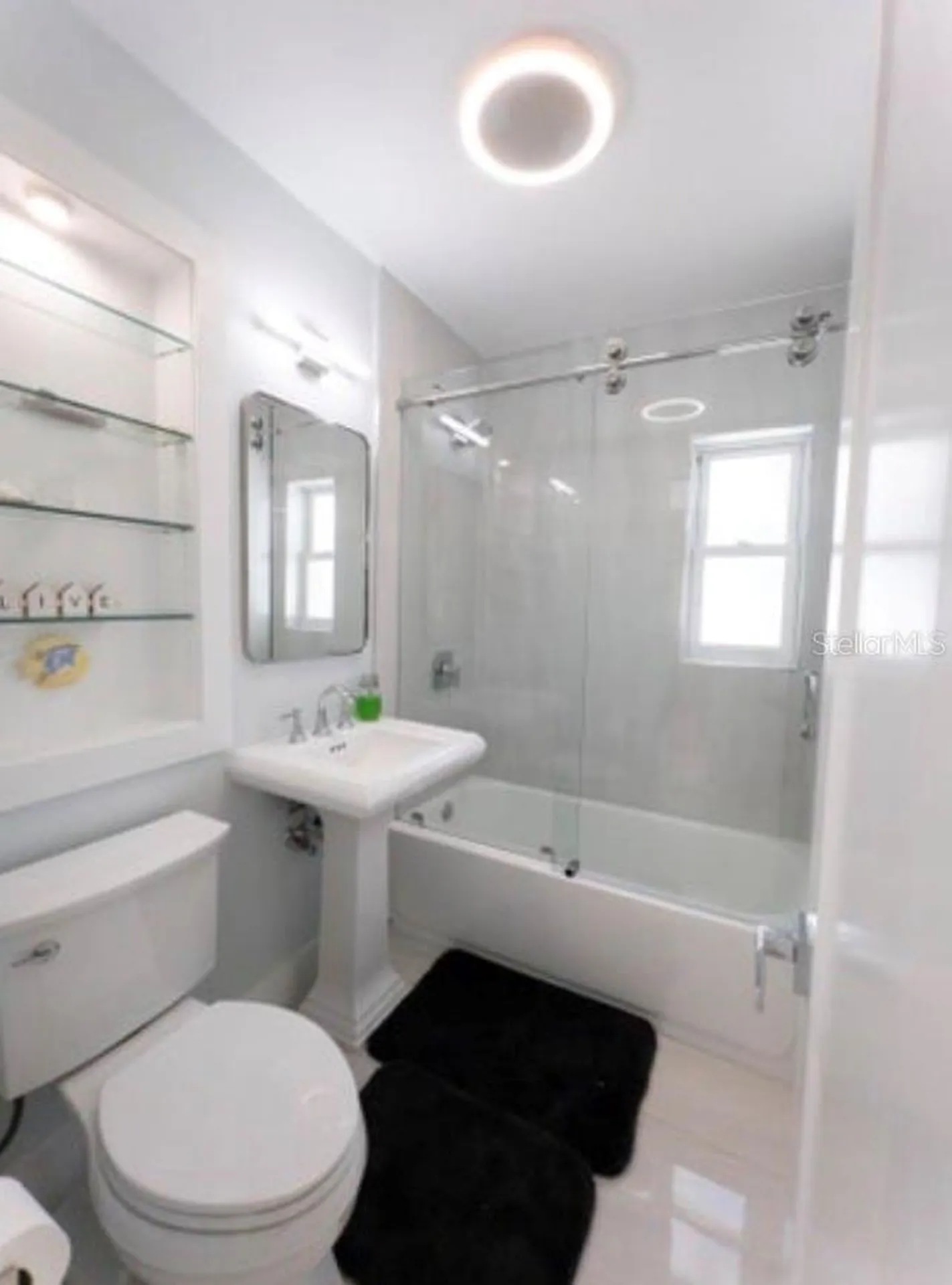 887 W Perry Street Lantana FL 33462