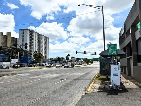 65 Th Avenida 65 De Infanteria Avenue San Juan PR 00924