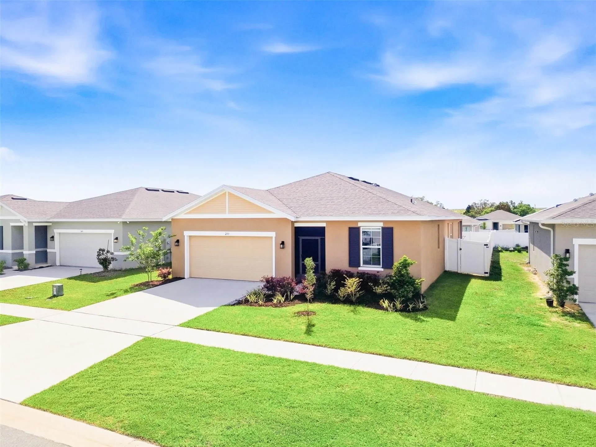 253 Hilltop Bloom Loop Haines City FL 33844