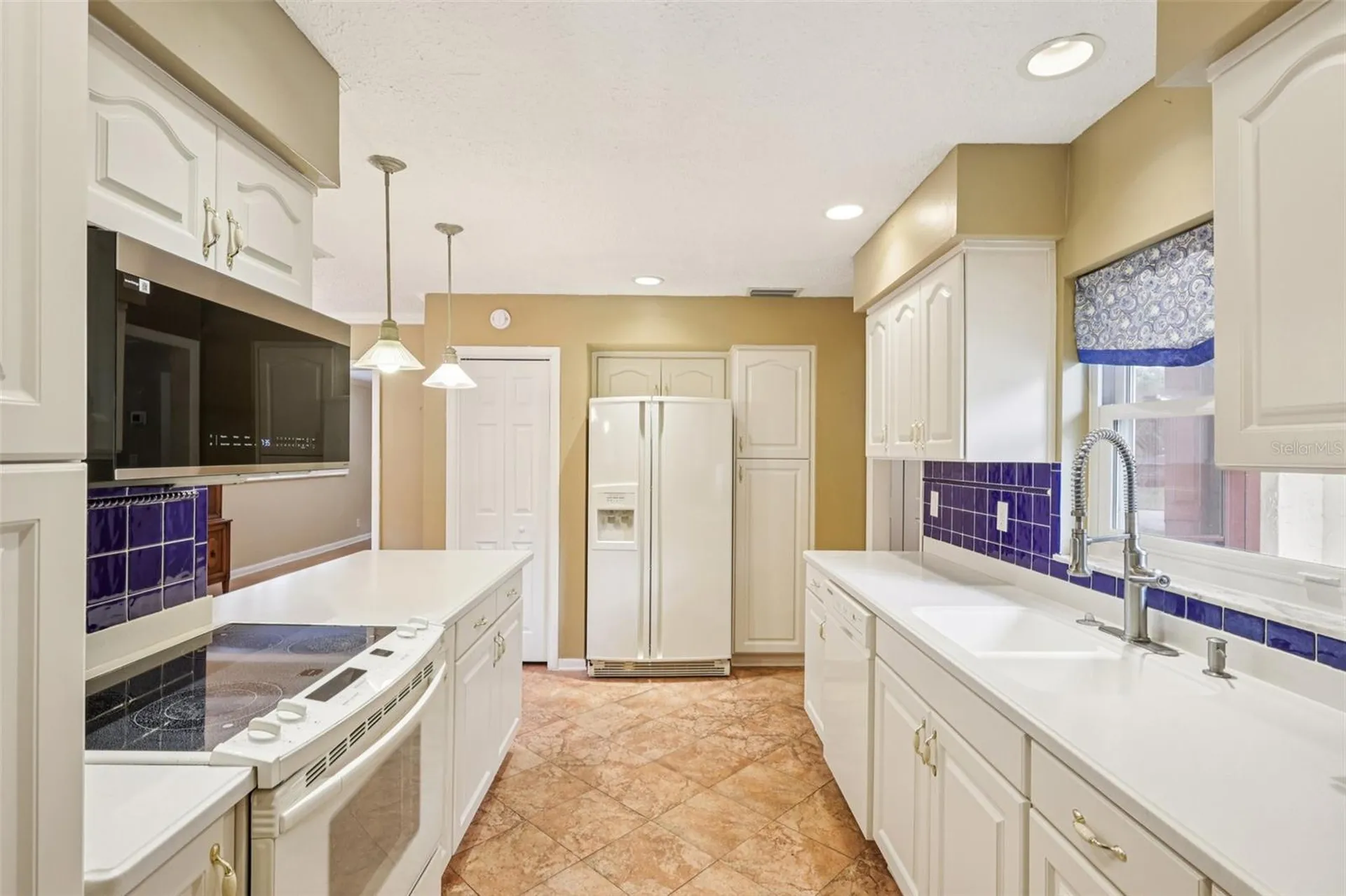 11732 Moffat Avenue Tampa FL 33617