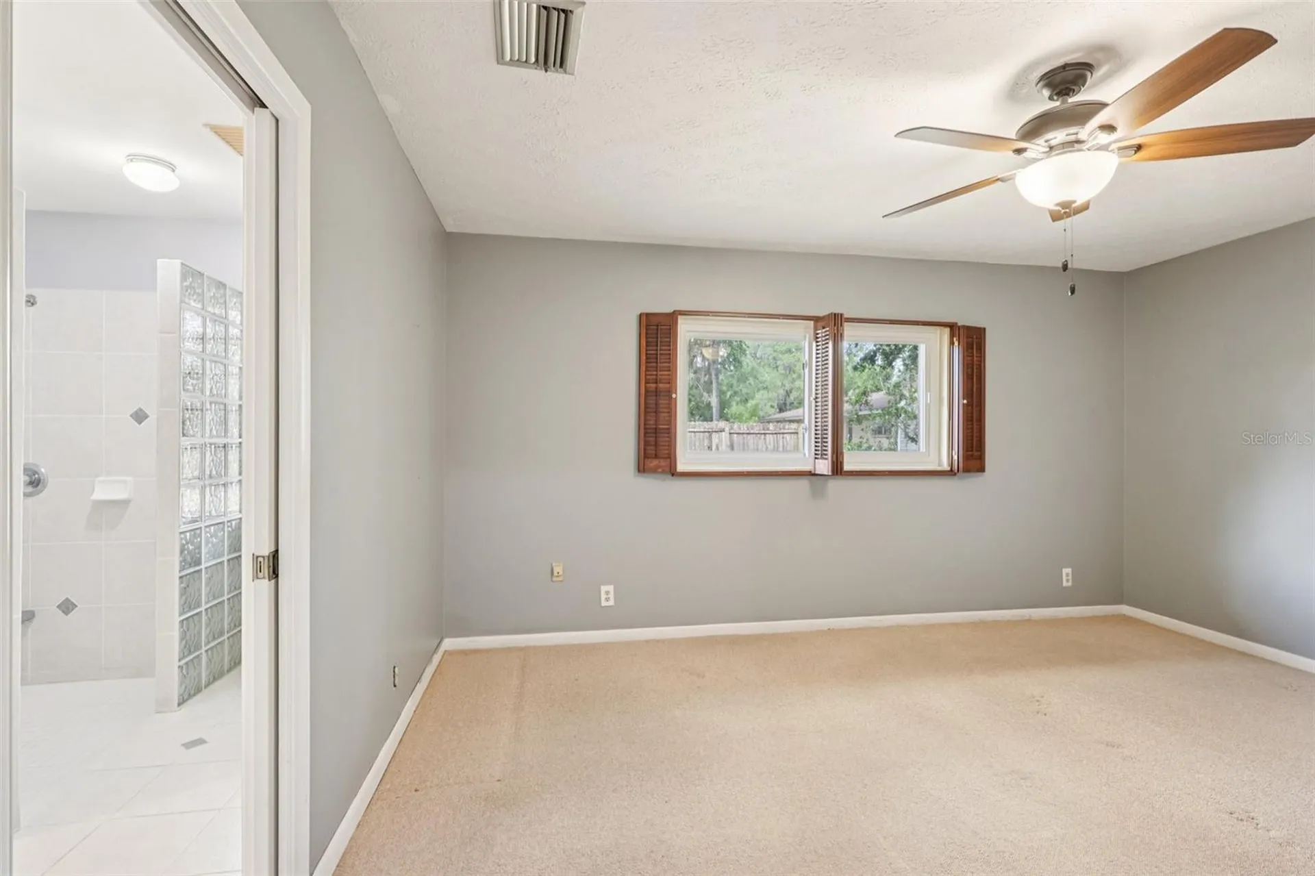 11732 Moffat Avenue Tampa FL 33617