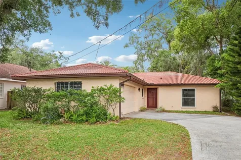 11732 Moffat Avenue Tampa FL 33617