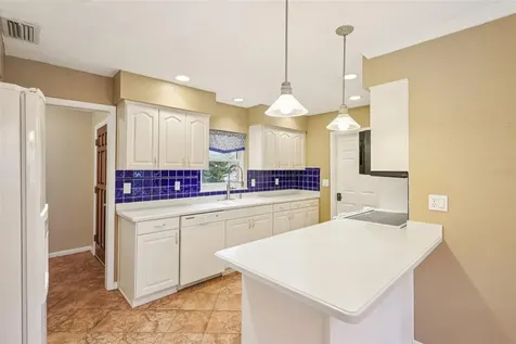 11732 Moffat Avenue Tampa FL 33617