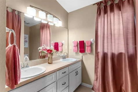 2144 Hatteras Point Lakeland FL 33813