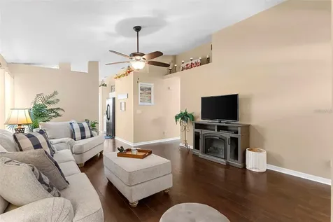 2144 Hatteras Point Lakeland FL 33813