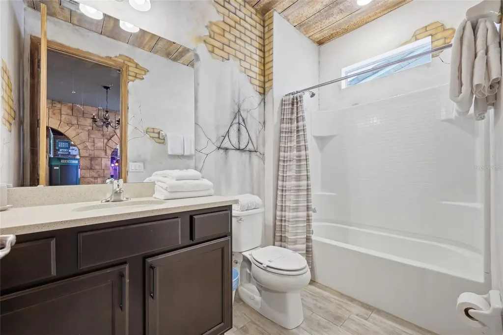 2437 Shanti Drive Kissimmee FL 34746