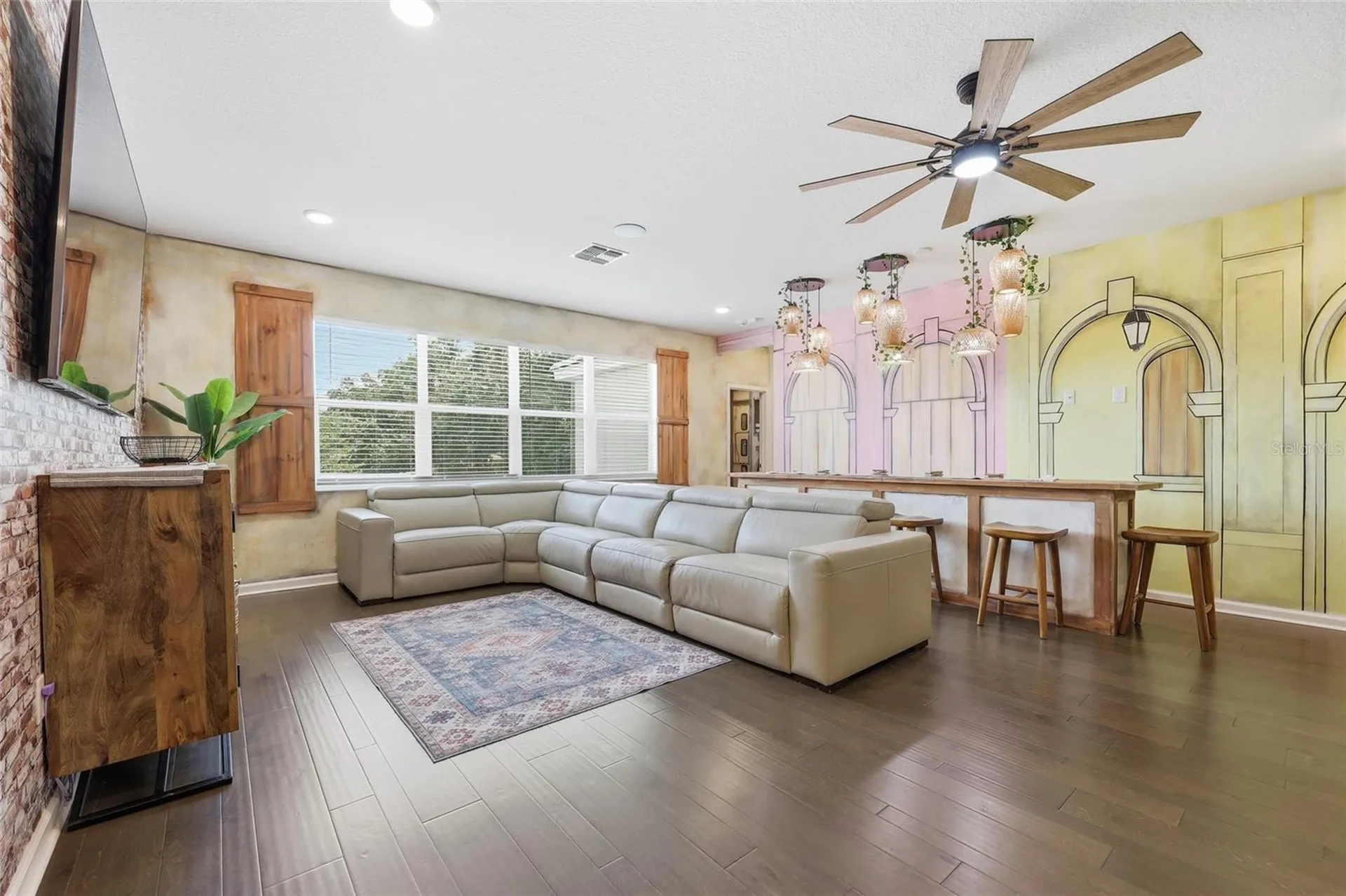 2437 Shanti Drive Kissimmee FL 34746