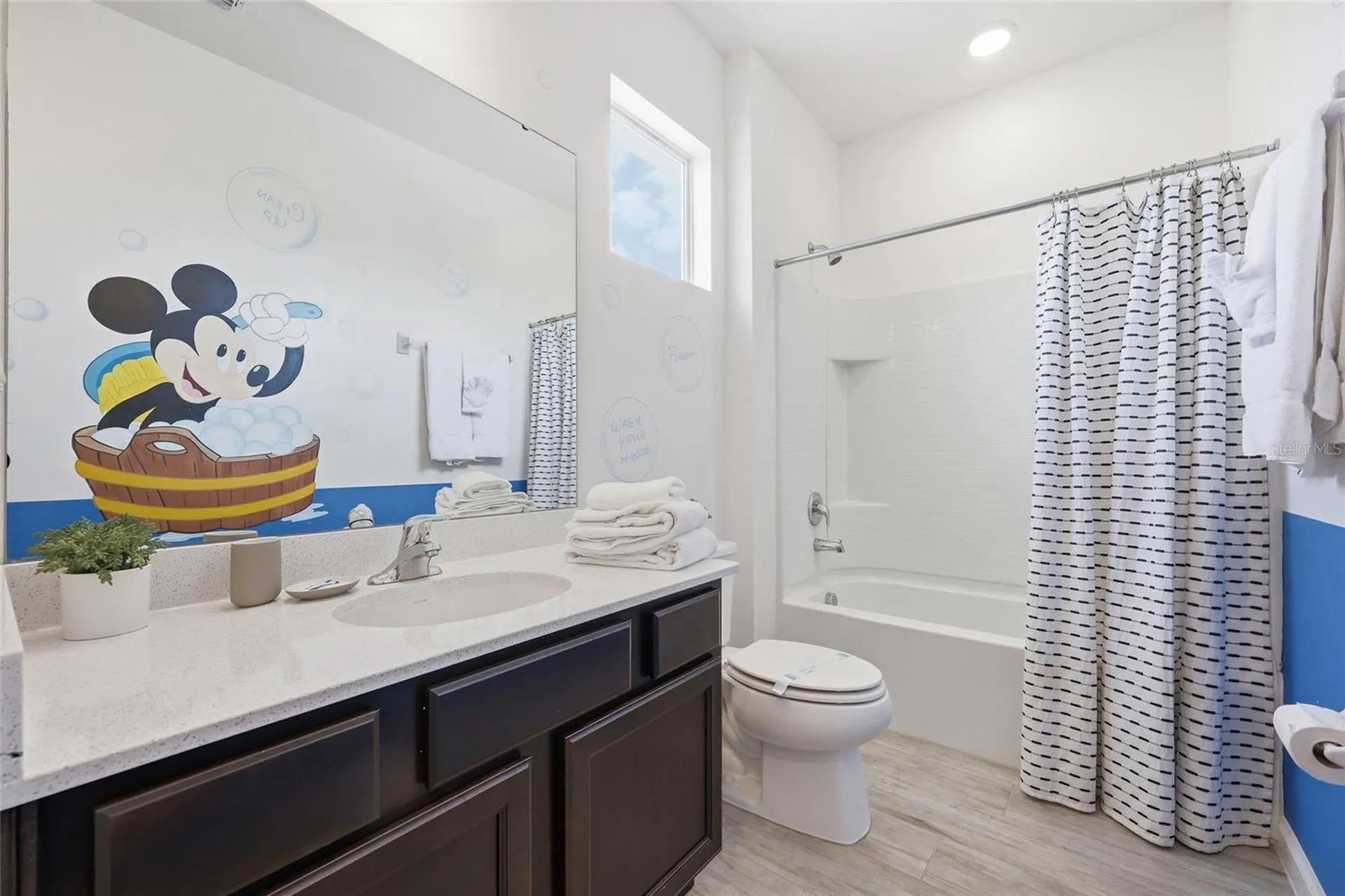 2437 Shanti Drive Kissimmee FL 34746