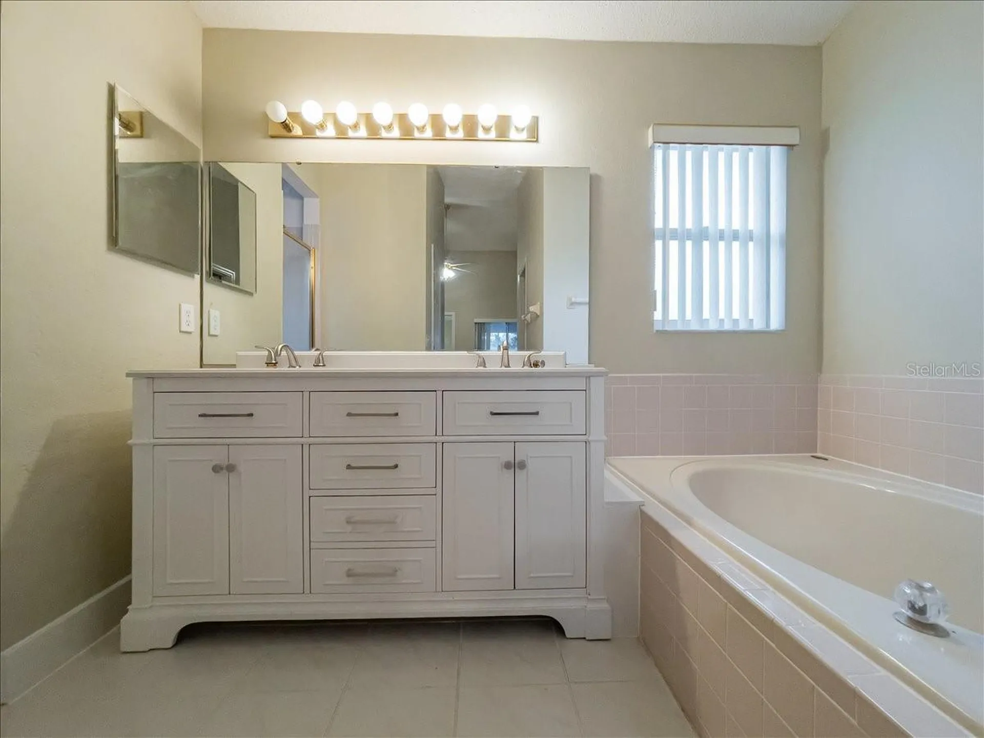218 Langford Park Drive Davenport FL 33897