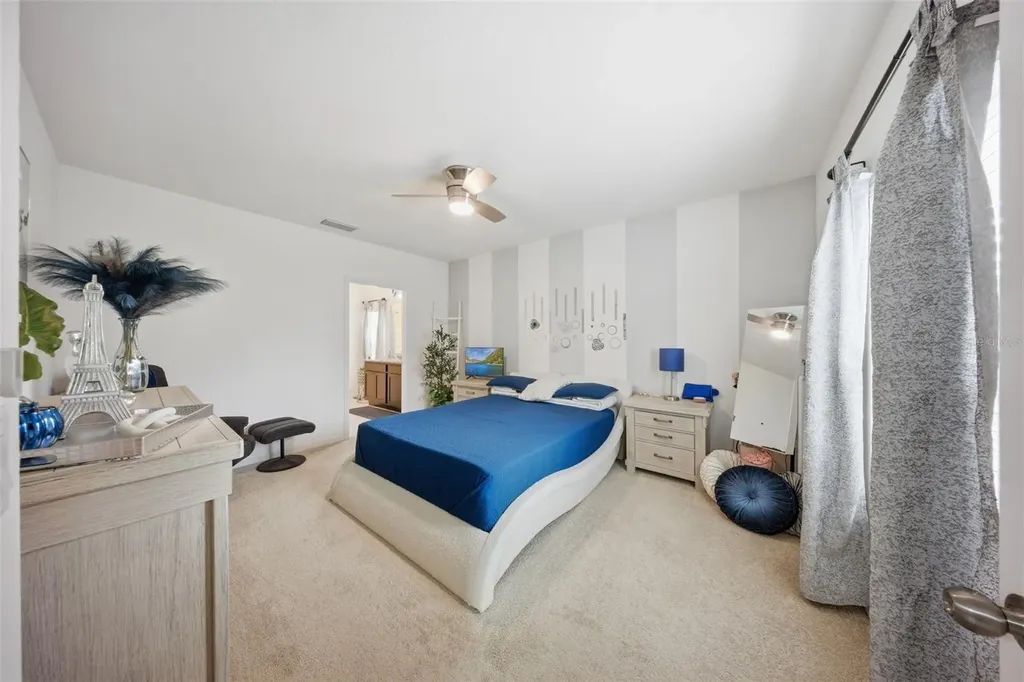 1669 Swan Swim Drive Davenport FL 33837