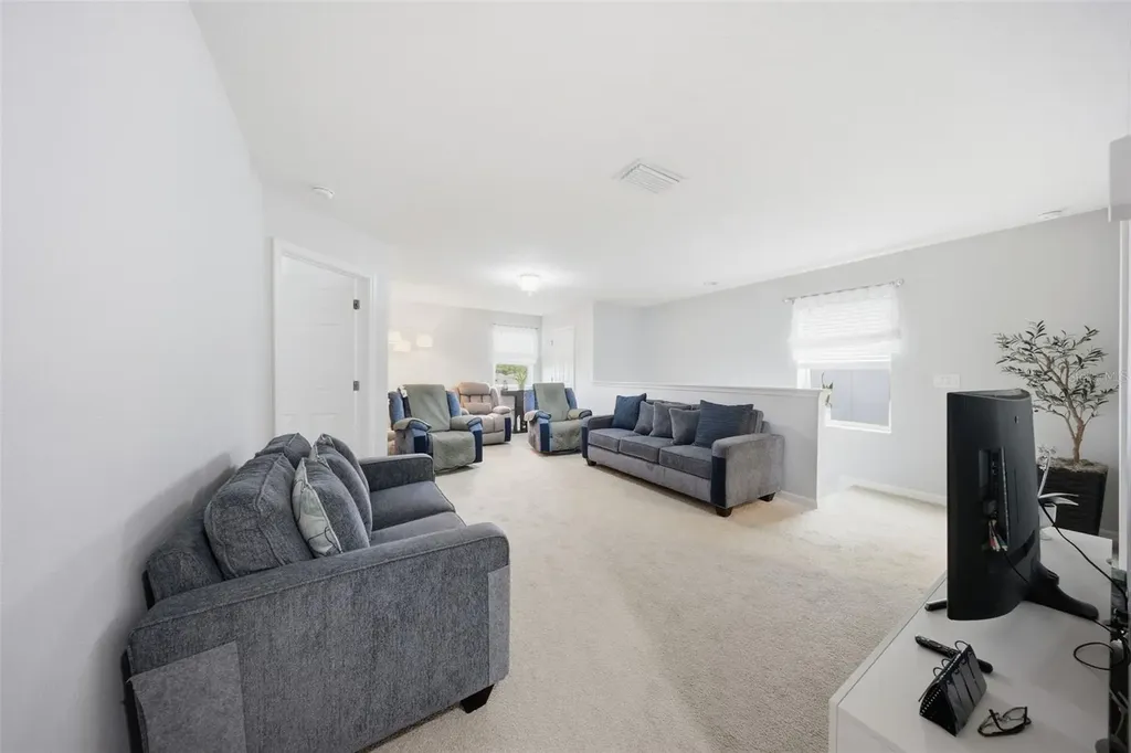 1669 Swan Swim Drive Davenport FL 33837