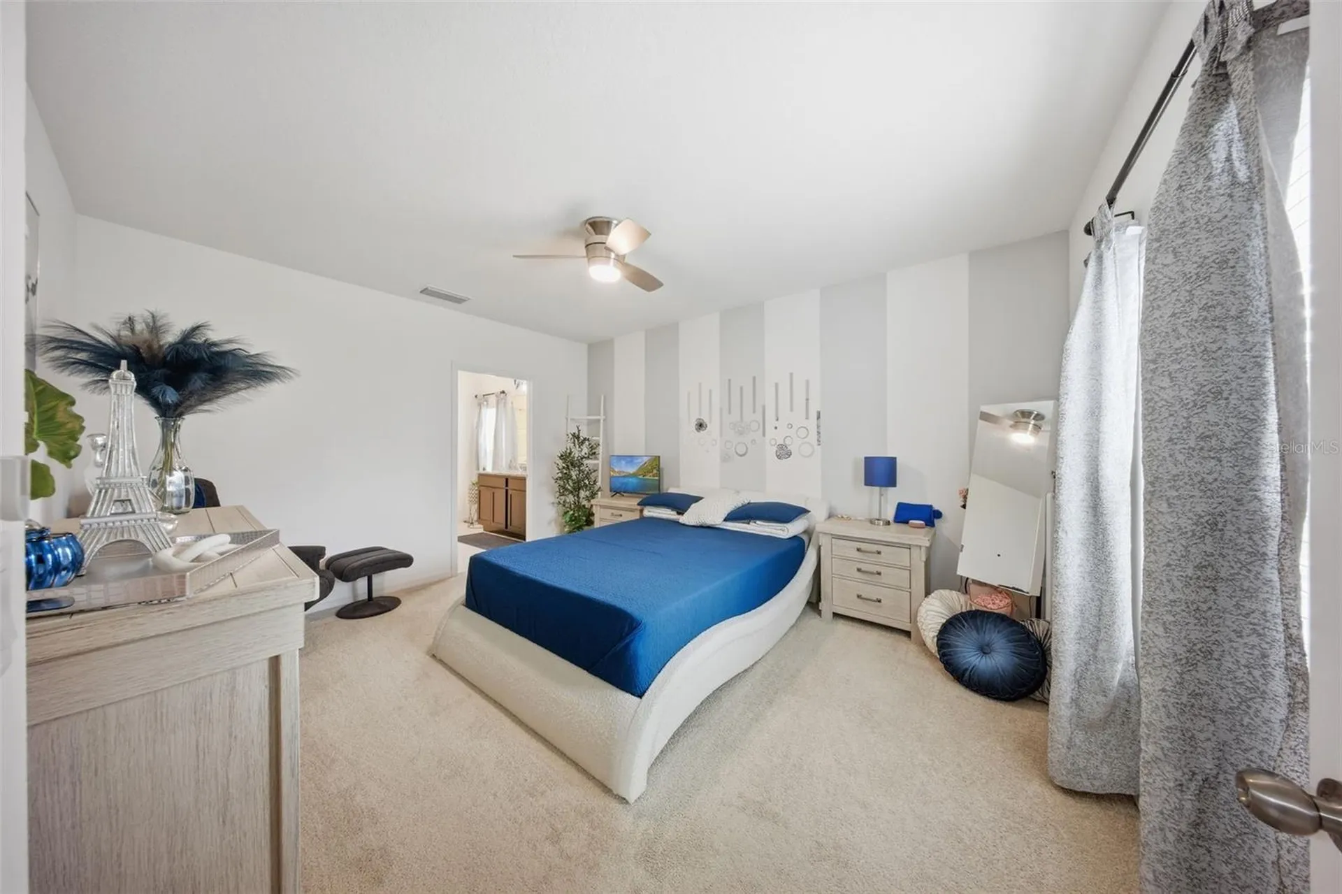 1669 Swan Swim Drive Davenport FL 33837