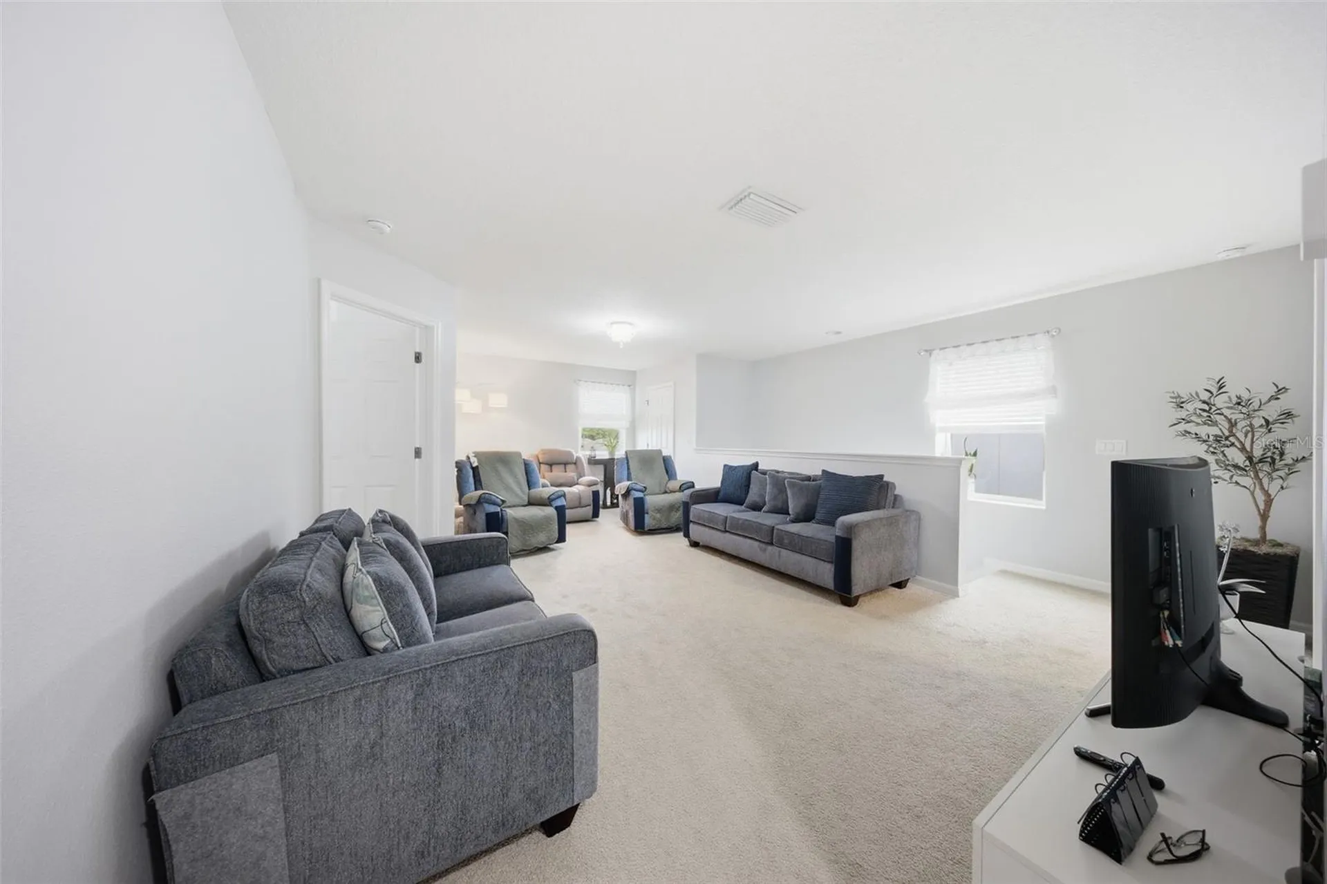 1669 Swan Swim Drive Davenport FL 33837