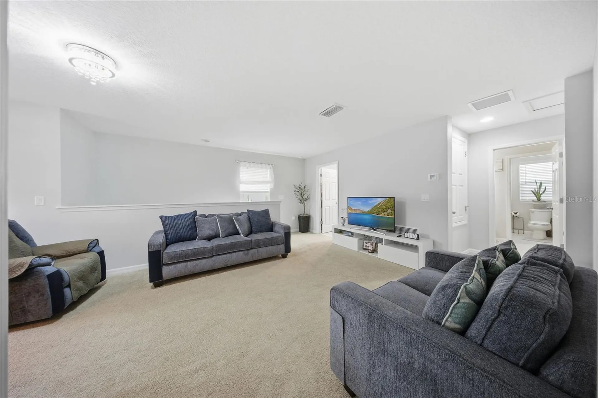 1669 Swan Swim Drive Davenport FL 33837