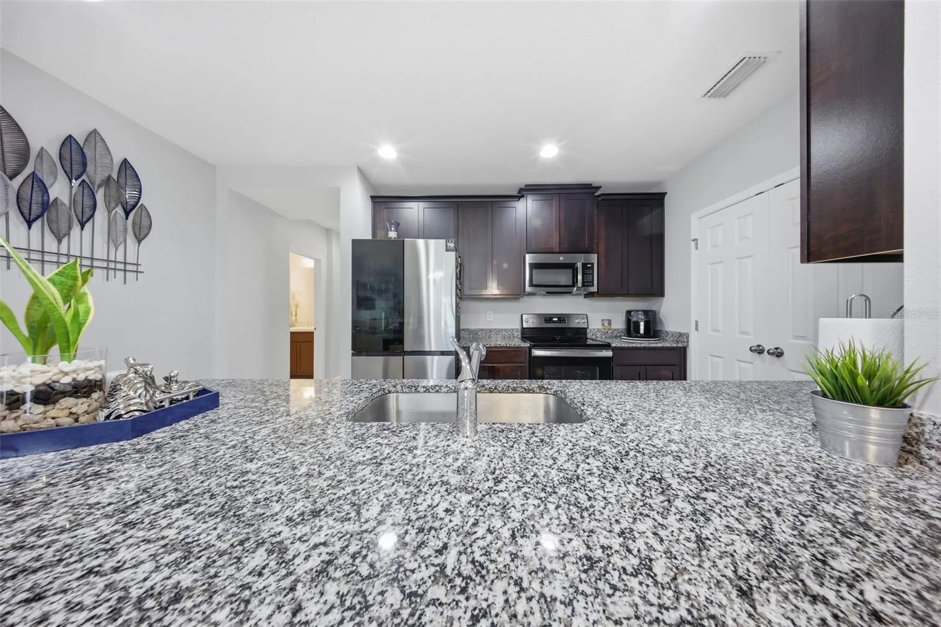 1669 Swan Swim Drive Davenport FL 33837