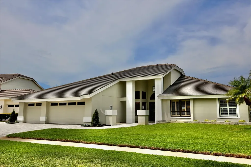 5806 Cruiser Way Tampa FL 33615