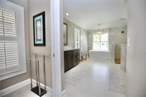 5806 Cruiser Way Tampa FL 33615