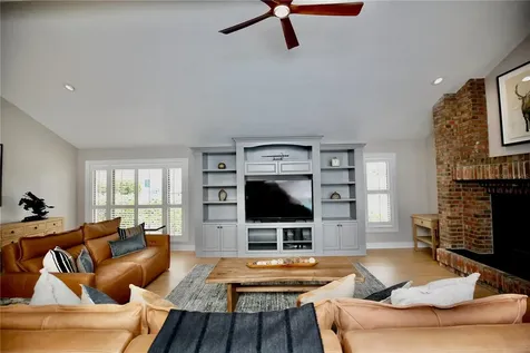 5806 Cruiser Way Tampa FL 33615
