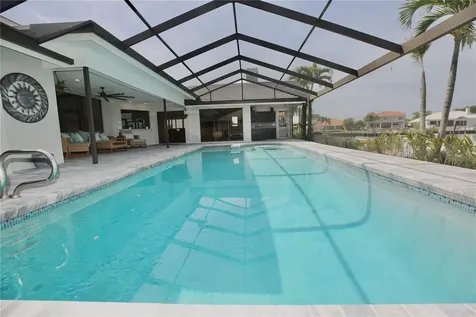 5806 Cruiser Way Tampa FL 33615