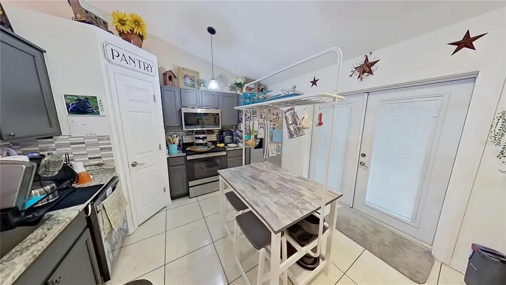 1031 Brenton Leaf Drive Ruskin FL 33570
