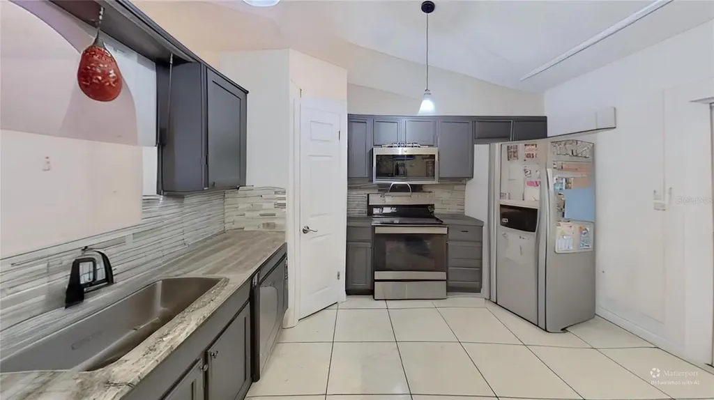 1031 Brenton Leaf Drive Ruskin FL 33570
