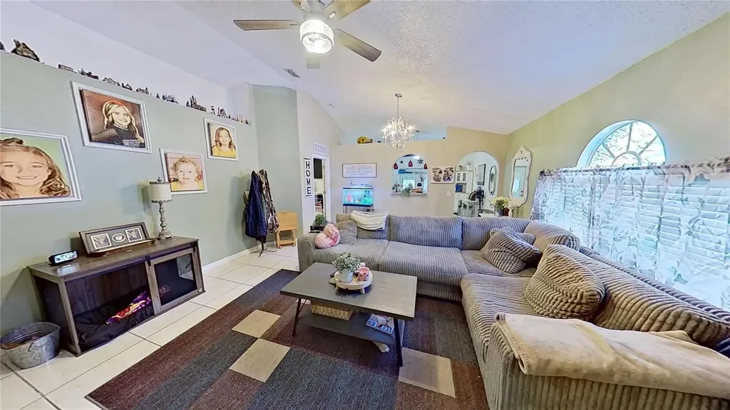 1031 Brenton Leaf Drive Ruskin FL 33570