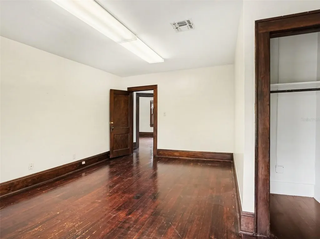 1214 E Livingston Street Orlando FL 32803